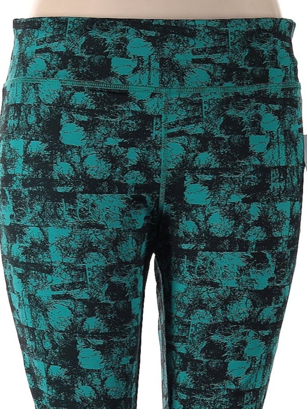 NWT Danskin Now XL 16-18 Performance Fitted Crop Blue Black Dri More Polyester